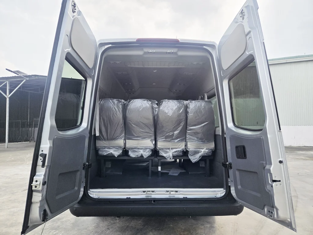 khoang cop sau jac sunray 16 cho