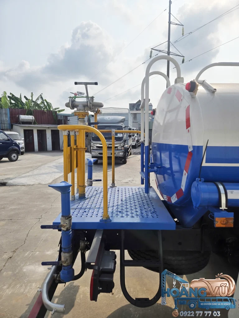 bon nuoc 5 khoi dongfeng7